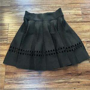 A.L.C - CIRCLE MINI SKIRT Size S 
A.L.C Women's Piper Flare Olive Skirt Size S